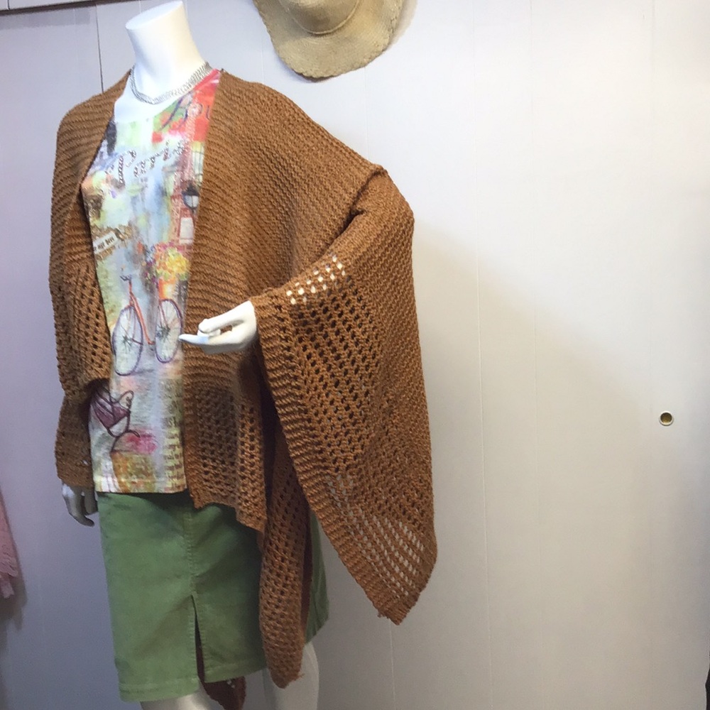 Knit Fall Inspired Poncho shrug has original tag Delicate soft